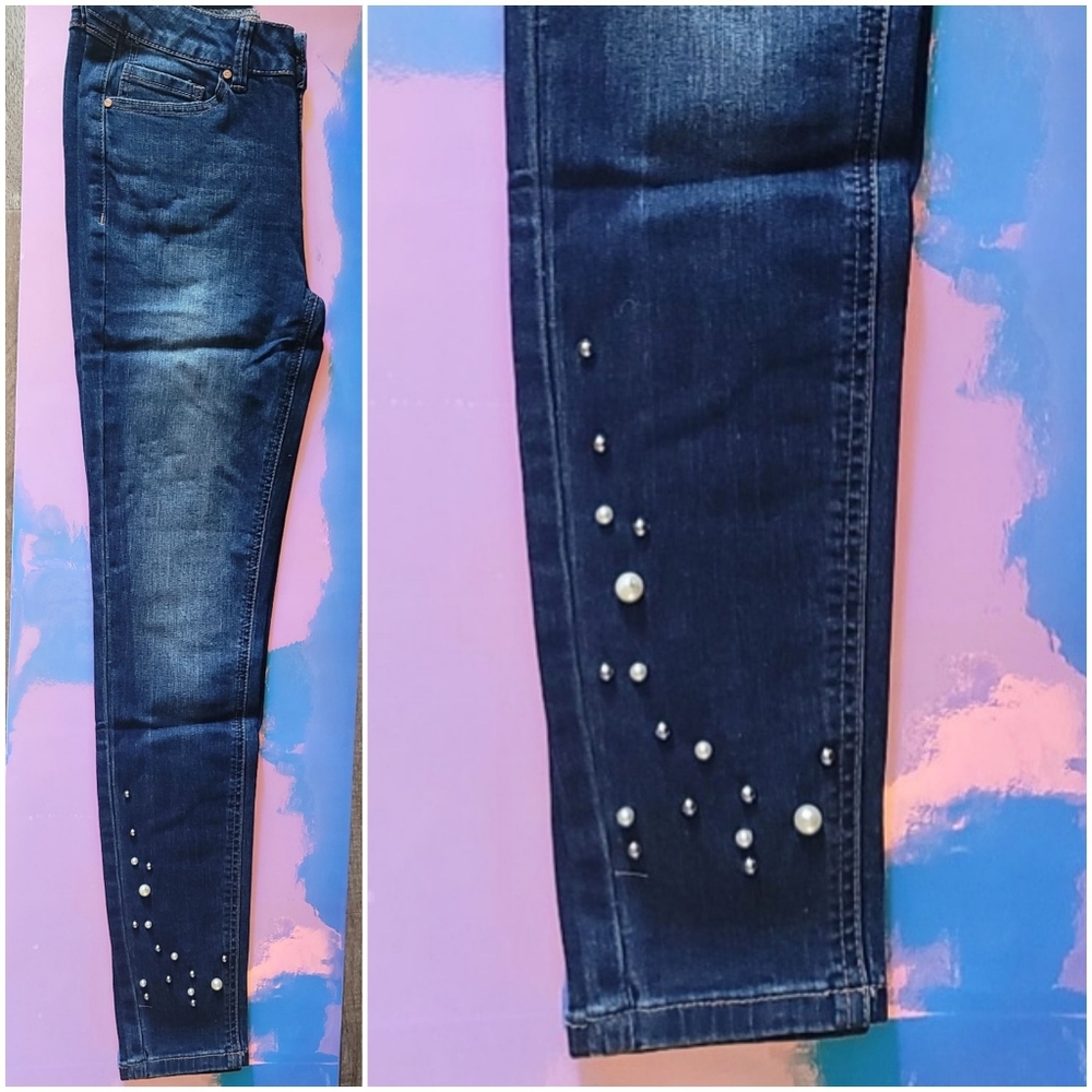 Blue Jean pants with pearls  Stretchy skinny leg
